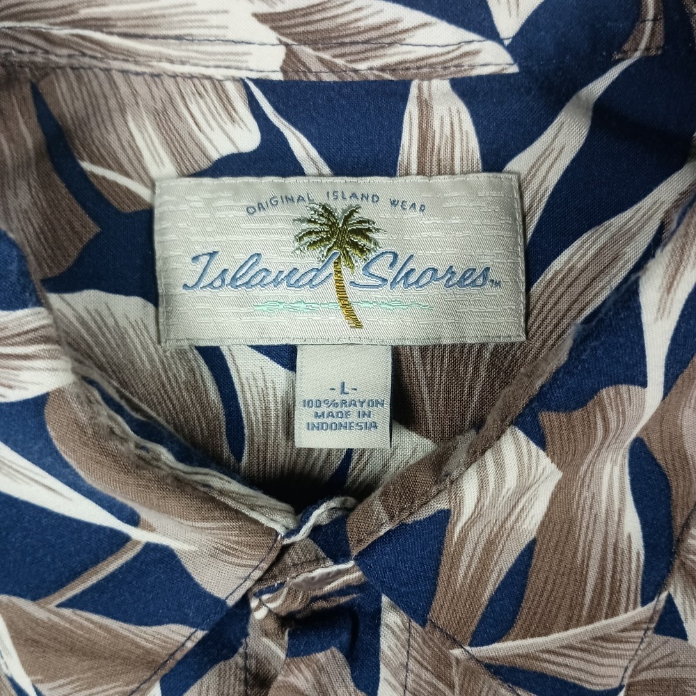 Vintage Island Shores Mens L 100% Rayon Blue Tan Tropical Pattern Hawaiian Shirt - Picture 5 of 10